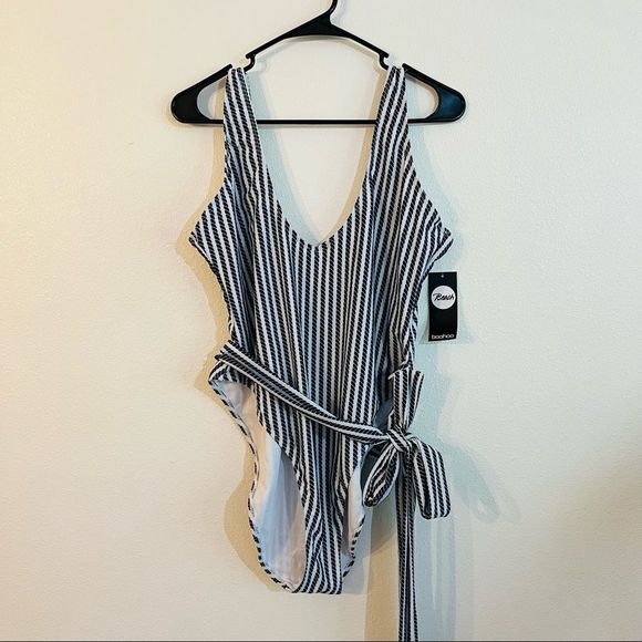 NWT NAUTICAL ROPE TIE HIGH WAIST SWIMSUIT Women’s 14 white & navy sexy - Picture 5 of 10